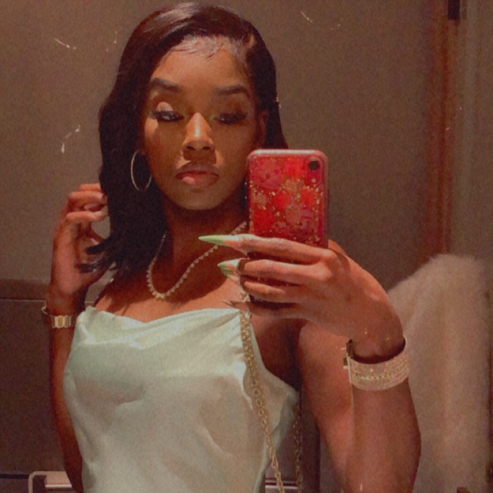 Meet your Posher, Natasha